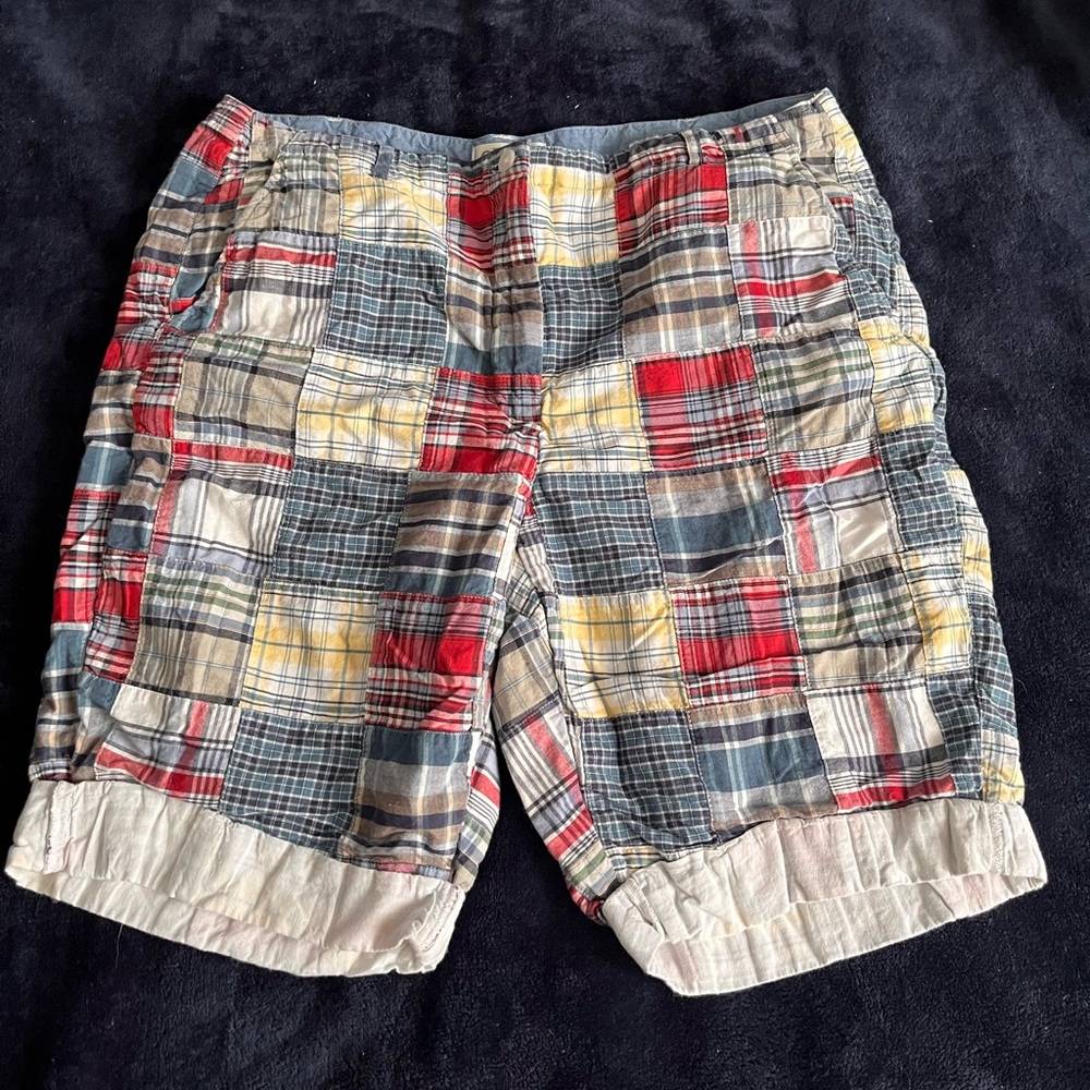 Plaid Bermuda shorts